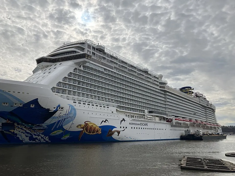 Norwegian Escape docked in New York